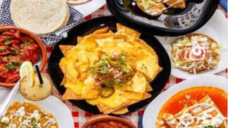Comida o cena mexicana para dos